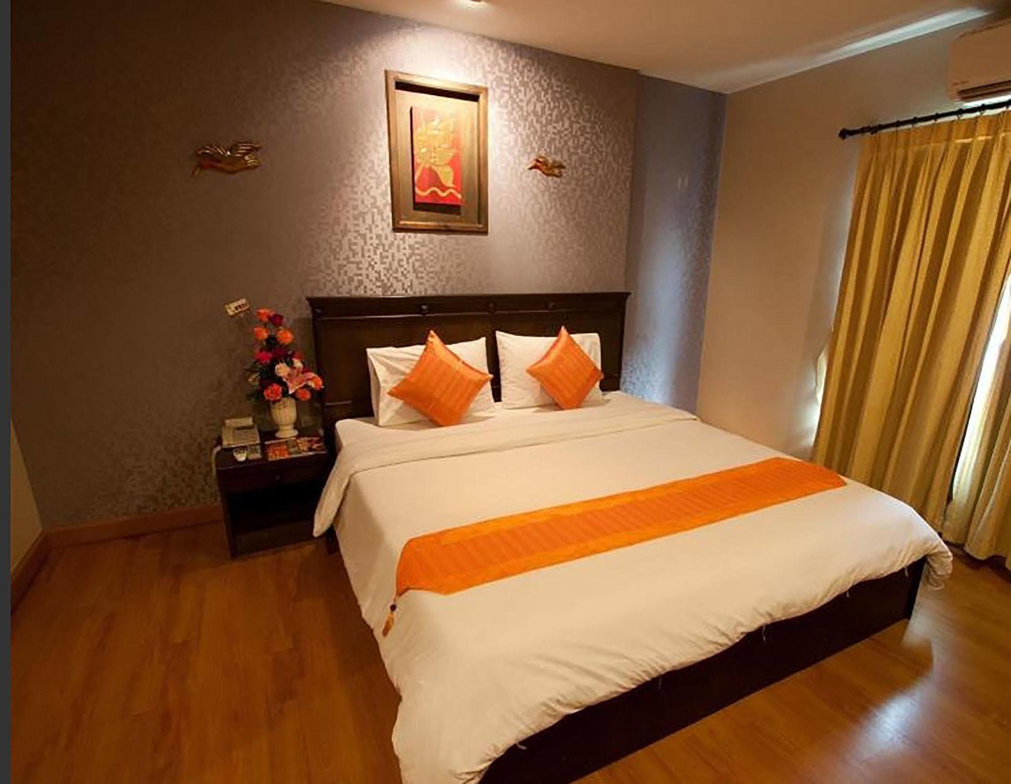 Lanna House Hotell Chiang Mai Eksteriør bilde